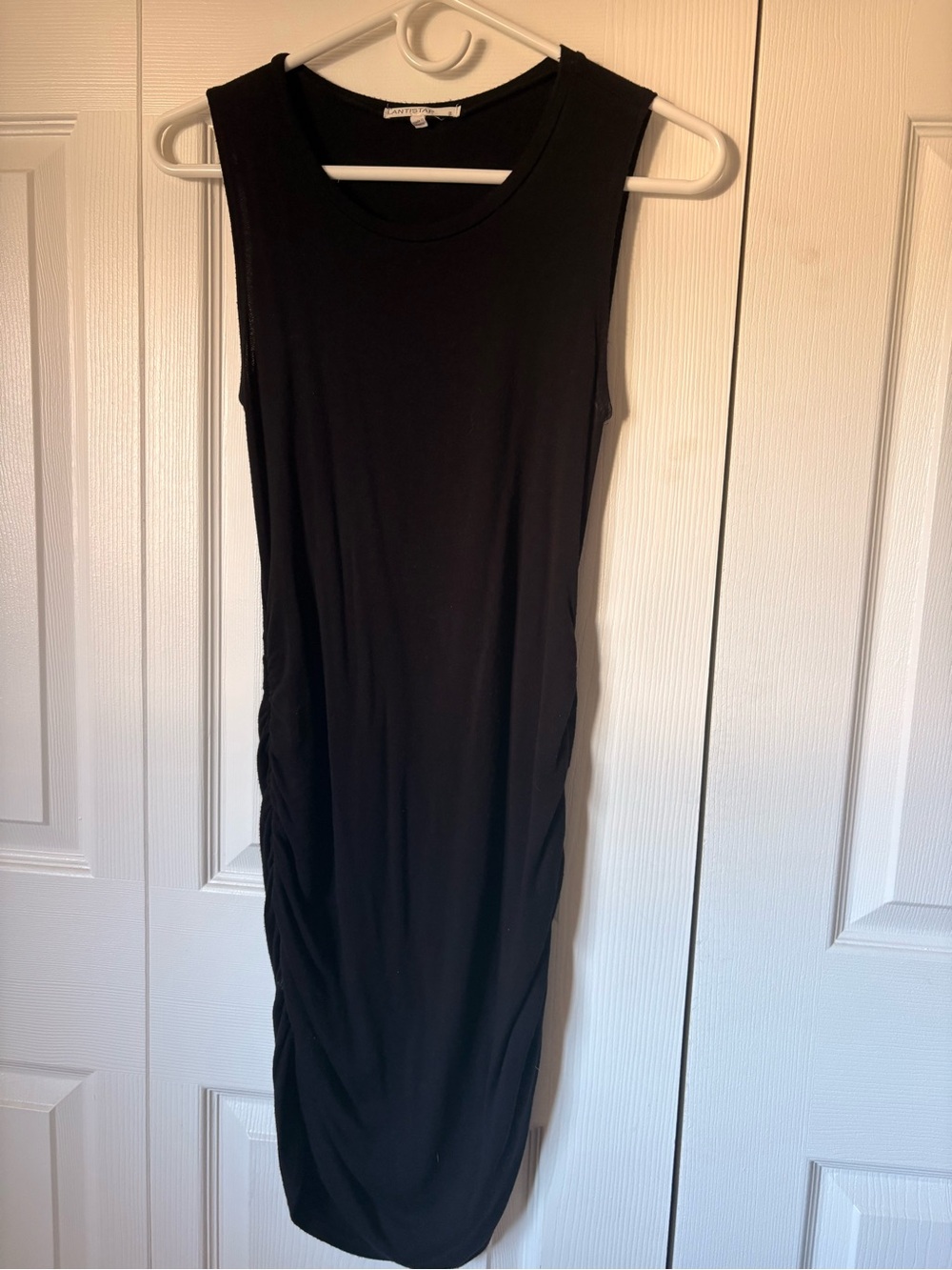 Black Sleeveless Midi Dress